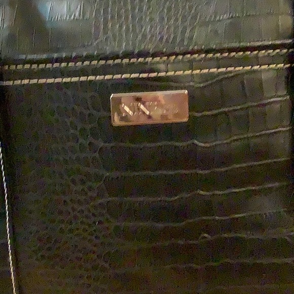 Nine & Co Black Purse - Picture 2 of 9